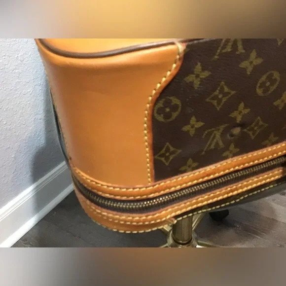 Louis Vuitton Stratos Carry Case Monogram Canvas Leather Travel Bags - Picture 9 of 16